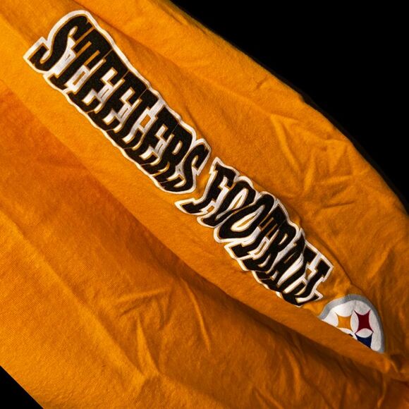 NFL Team Apparel Pittsburg Steelers T Shirt Size Medium #37 - Picture 4 of 5